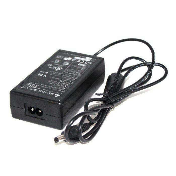 Table Top Power Supply 19 Volt 3.42 Amp 65 Watt Regulated Switching 1.7mm Right Angle Plug 4
